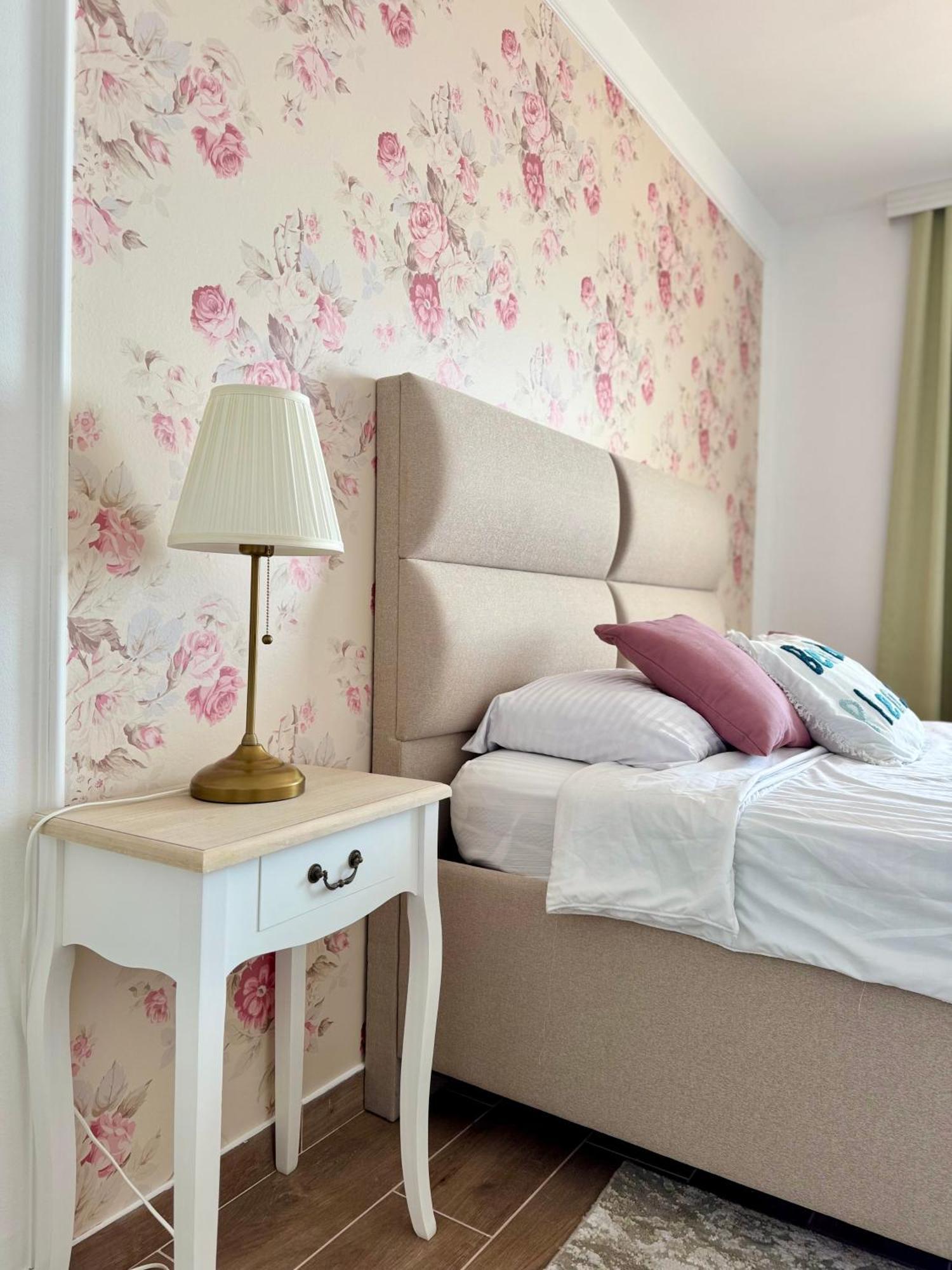 Pine&Sea Beach Retreat سفيتي ستيفان المظهر الخارجي الصورة